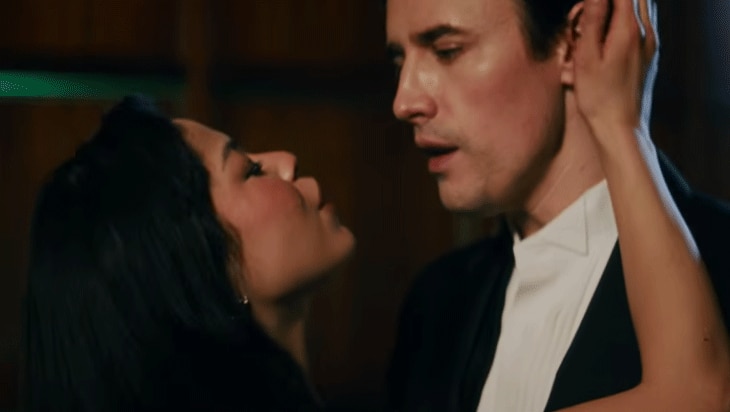 Video: Reeve Carney and Eva Noblezada Perform "Love Me Like There's No Tomorrow"